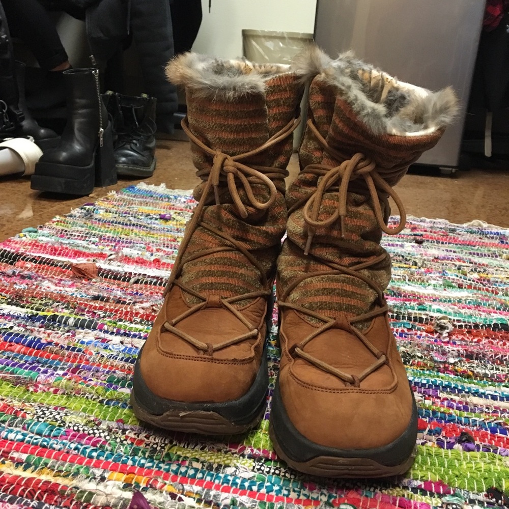 Ulu Waterproof Insulated Winter Boots